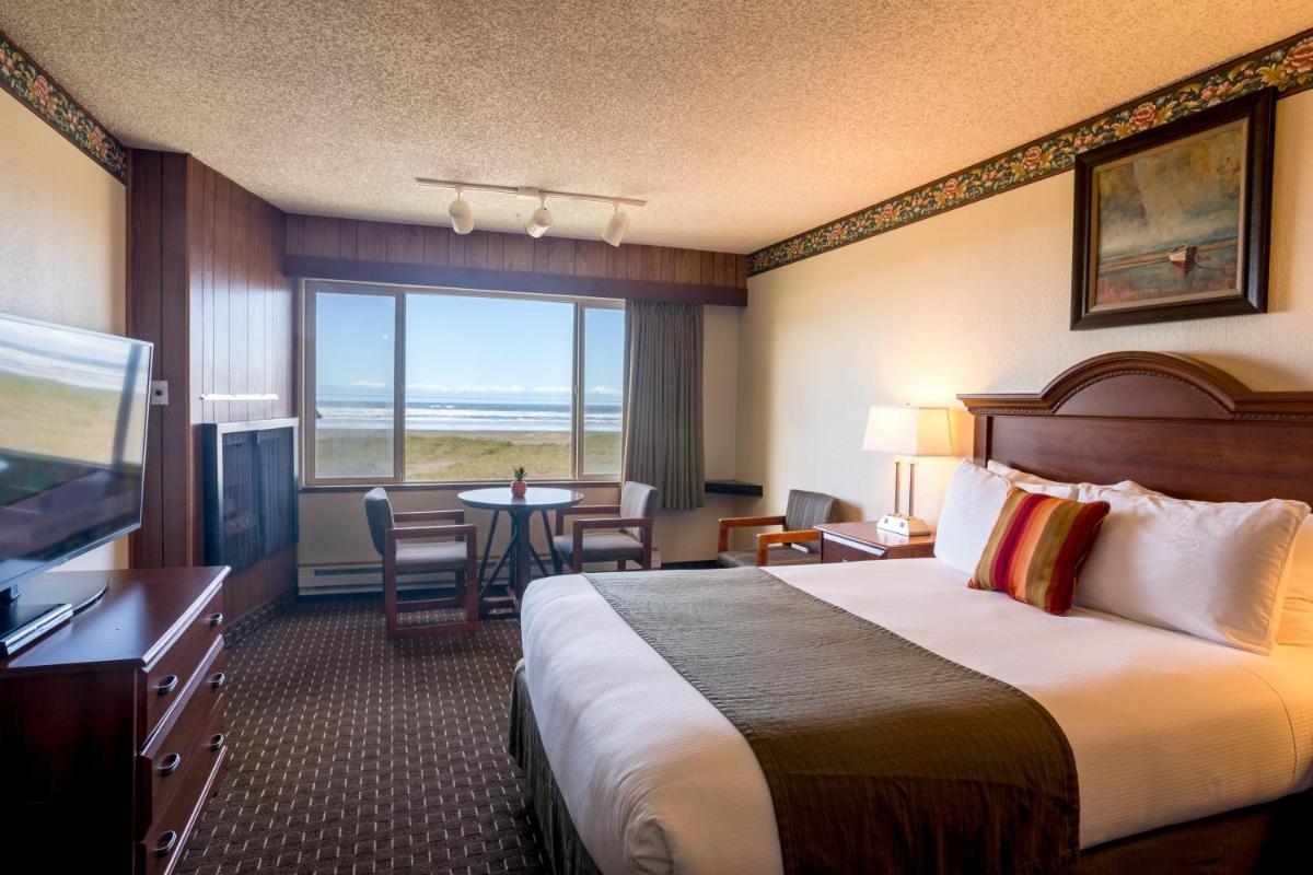 Ebb Tide Oceanfront Inn - Housity