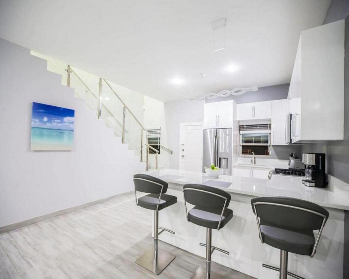 Private Pool Villa Ocean Views - Housity