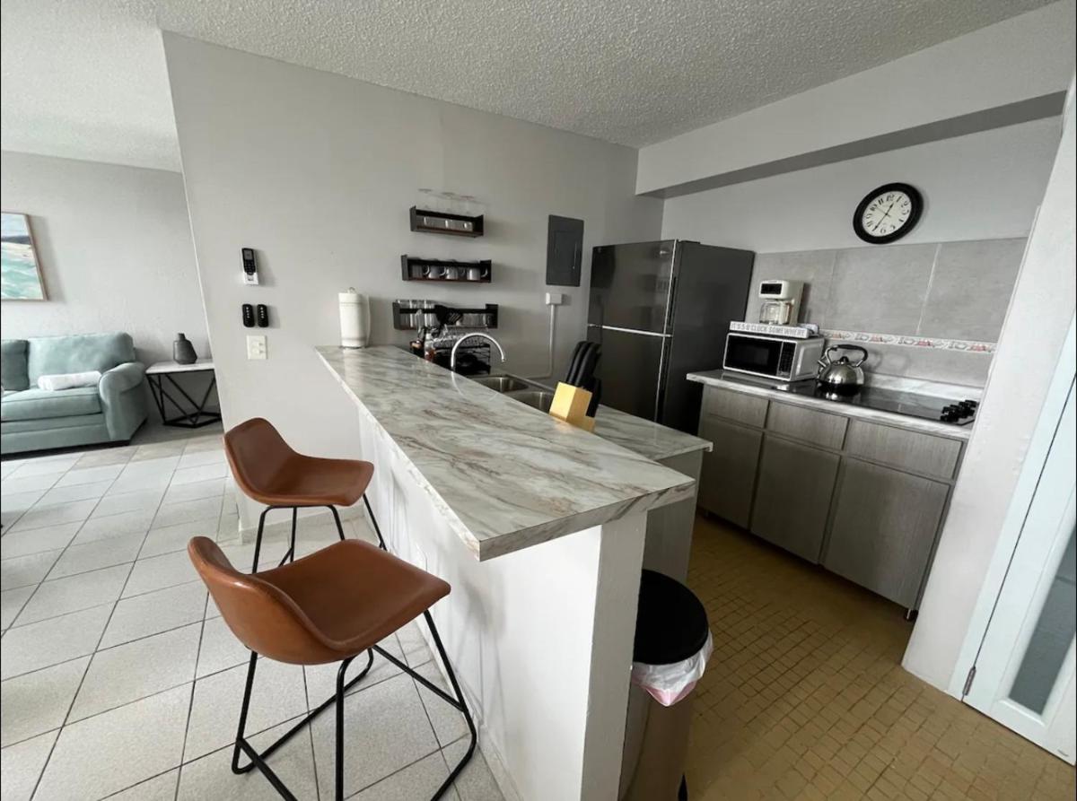 Oceanfront in Luquillo - Housity