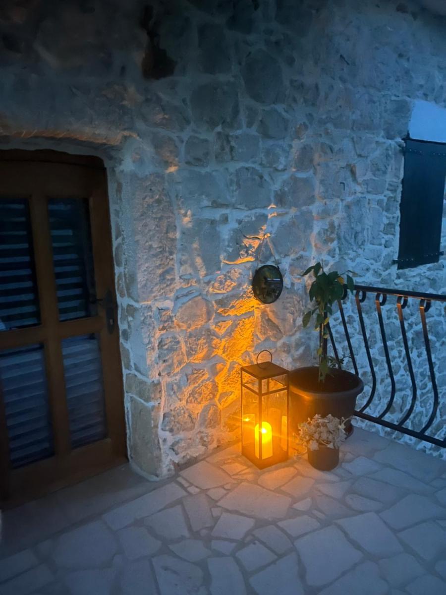 Stone House Chico - Housity