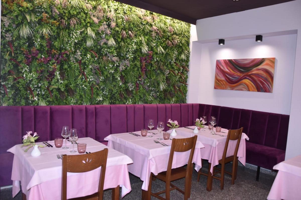 Da Noi Trattoria Hotel - Housity