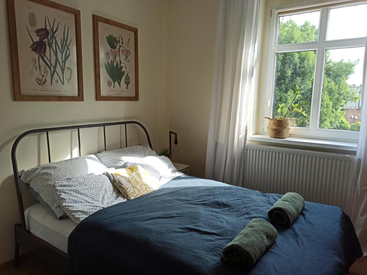 Apartament przy Wandy - Housity