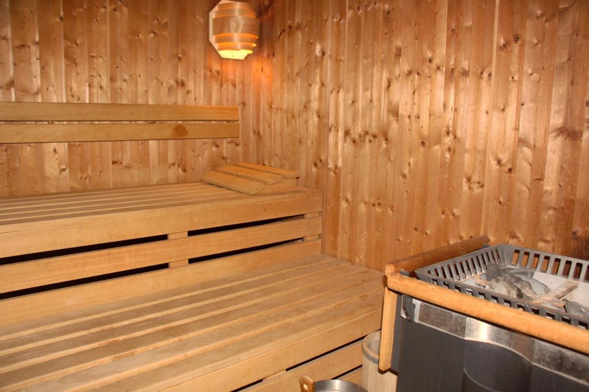 REGIOHOTEL Schanzenhaus Wernigerode - #Wellnessbereich #NaturAuszeitHarz #RuhigAmWald #FreeParking - Housity