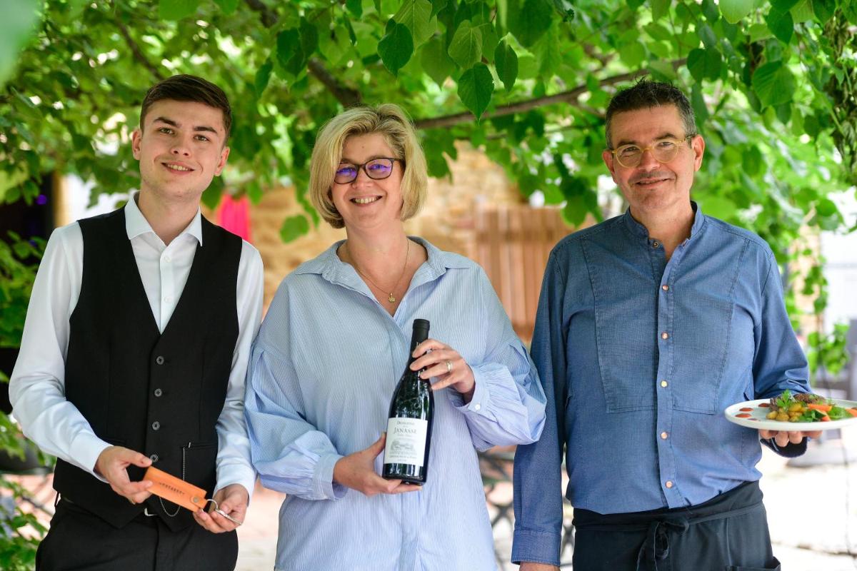 Le Mas Des Aigras - Hôtel de Charme en Provence - Housity