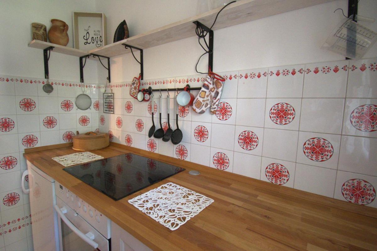 ŐzikeLak24 - Housity