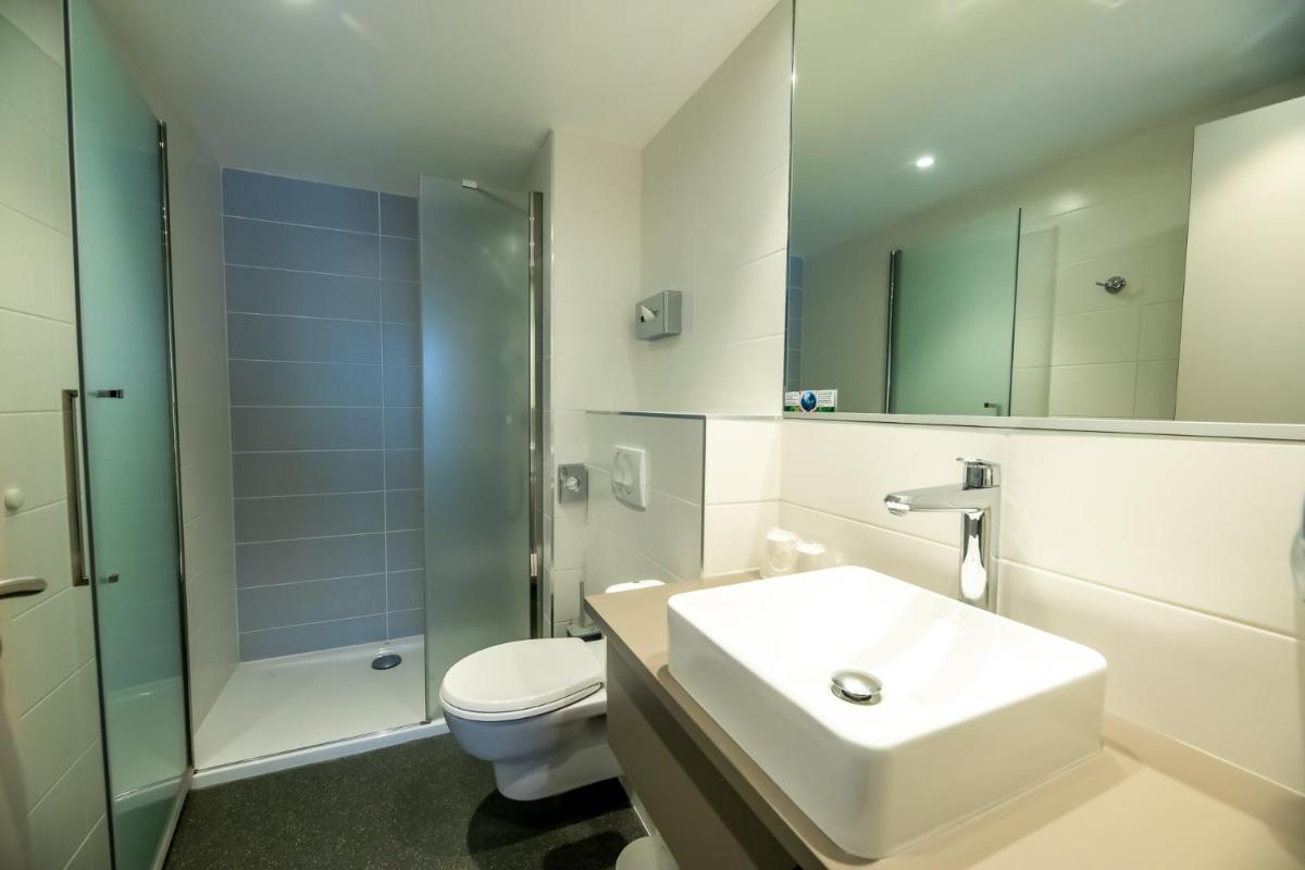 Salle de bains dans l'établissement Best Western Eden SPA