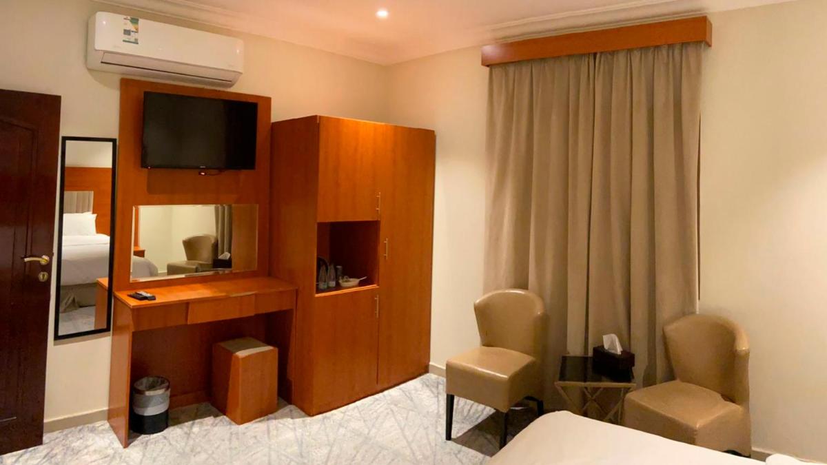Suitetrails - Amaken Aparthotel