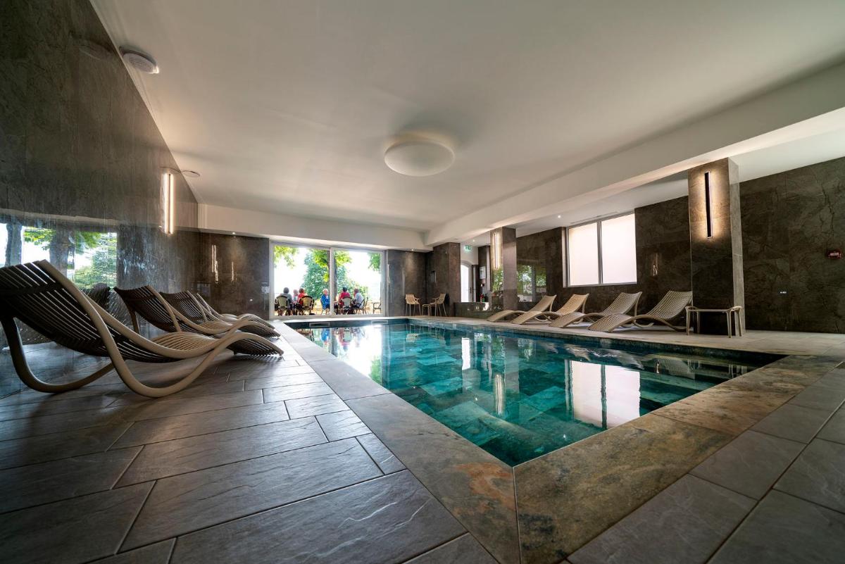 Piscine de l'établissement Hotel Munsch Restaurant & Wellness, Colmar Nord - Haut-Koenigsbourg ou située à proximité