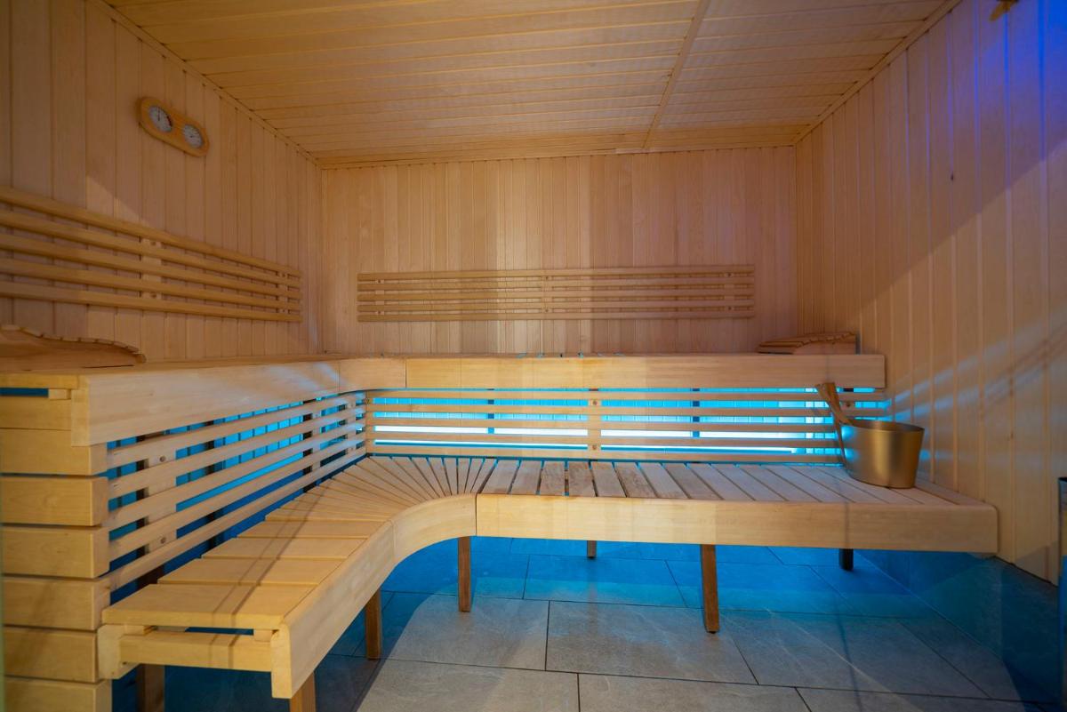 Photo de la galerie de l'établissement Hotel Munsch Restaurant & Wellness, Colmar Nord - Haut-Koenigsbourg, à Saint-Hippolyte
