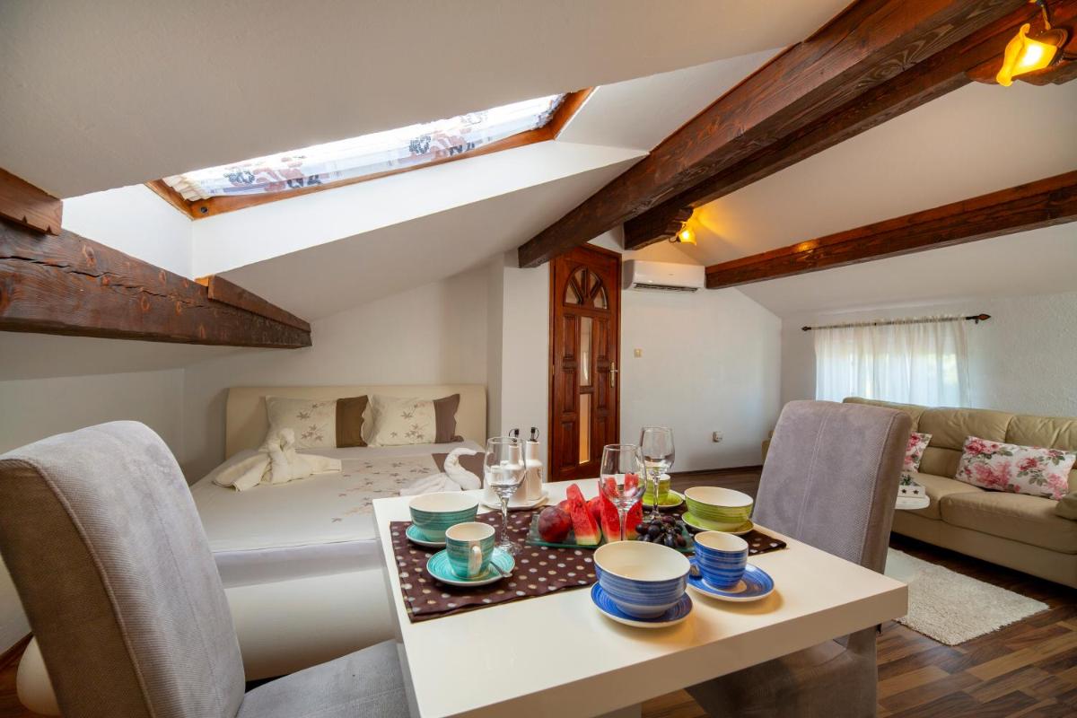 Apartman Viki Štinjan - Housity
