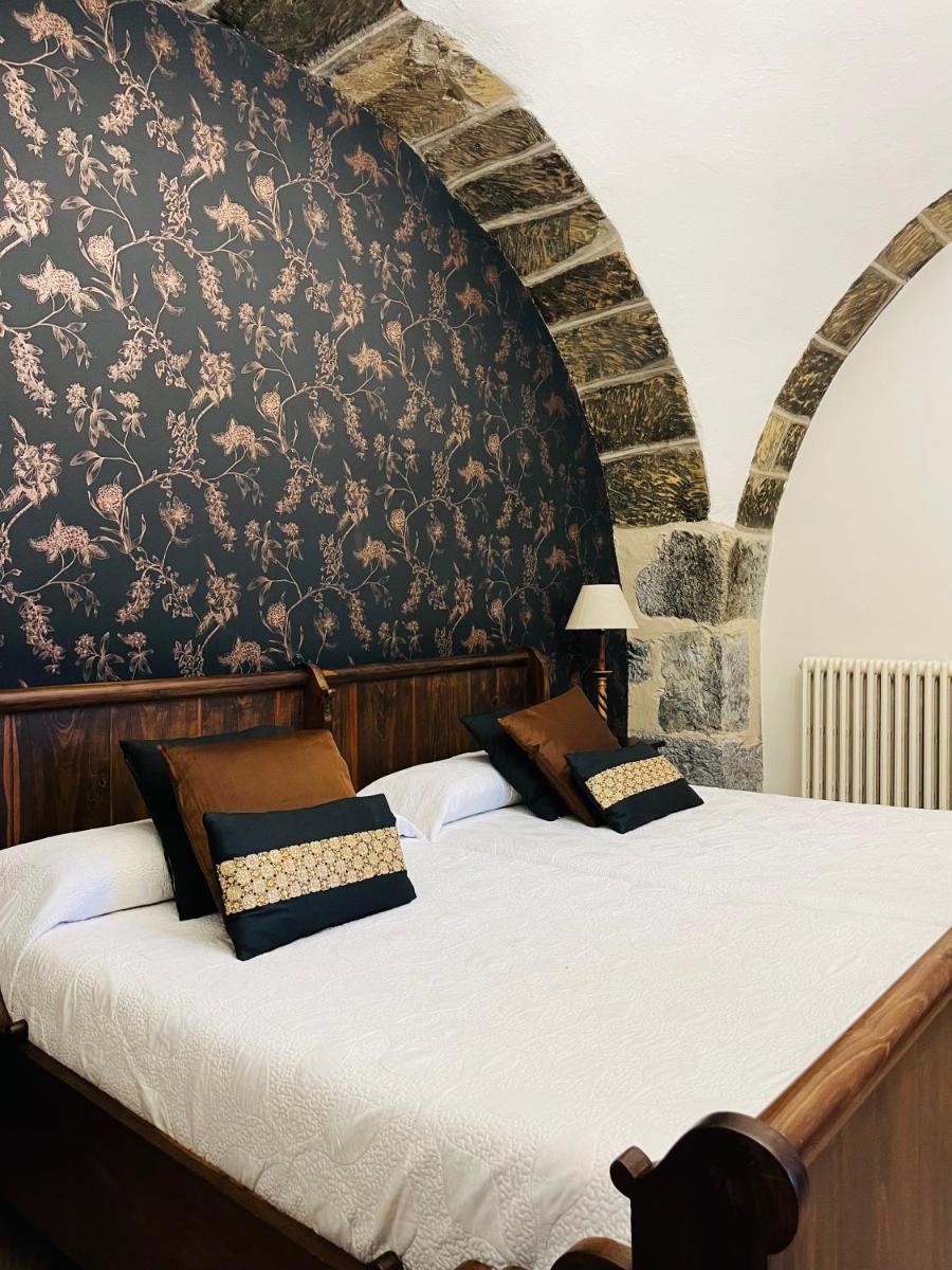 Hotel Larrañaga - Housity
