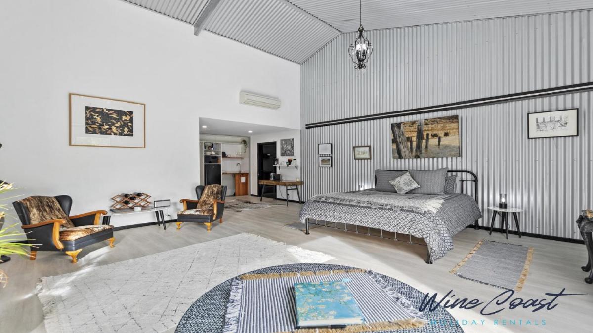 The Cubby House by Wine Coast Holiday Rentals - Housity