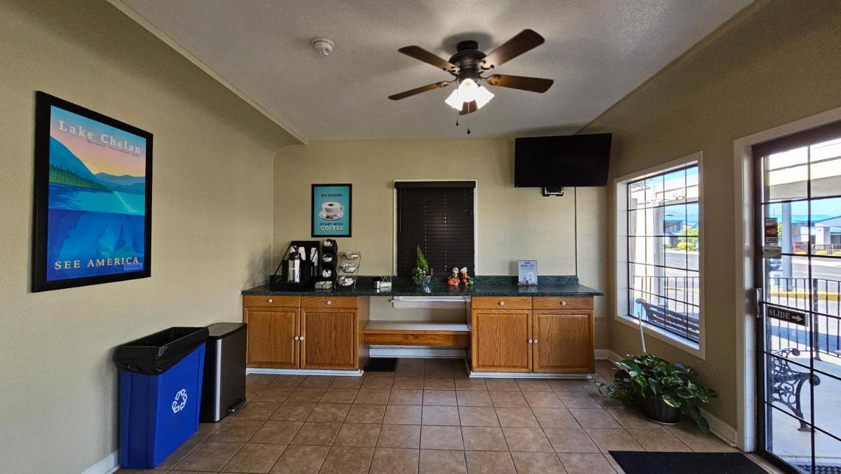 Travelodge by Wyndham Wenatchee - Housity
