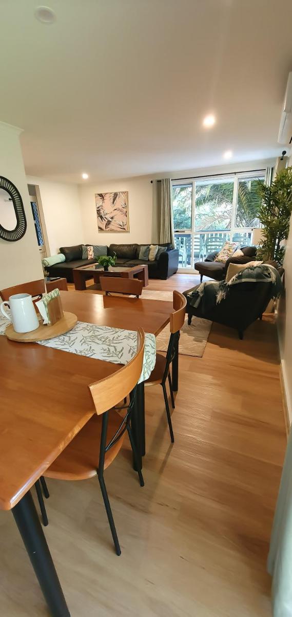 Grey Gum Getaway - Housity