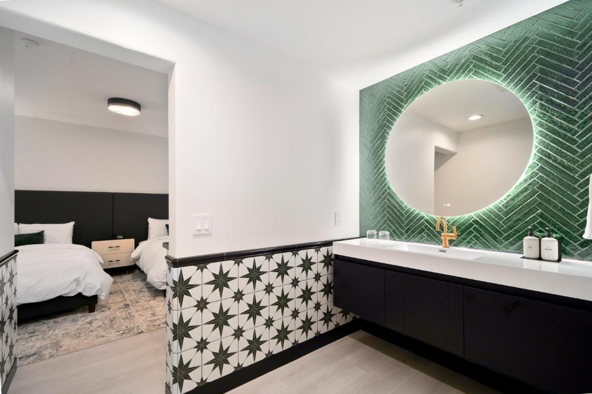 Casablanca Inn - Housity