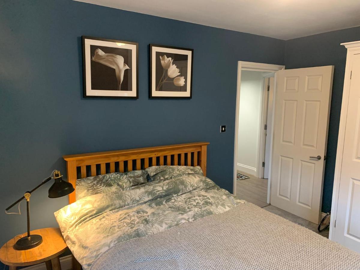 Lovely 2 Bedroom Flat near Whitechapel Station - Housity