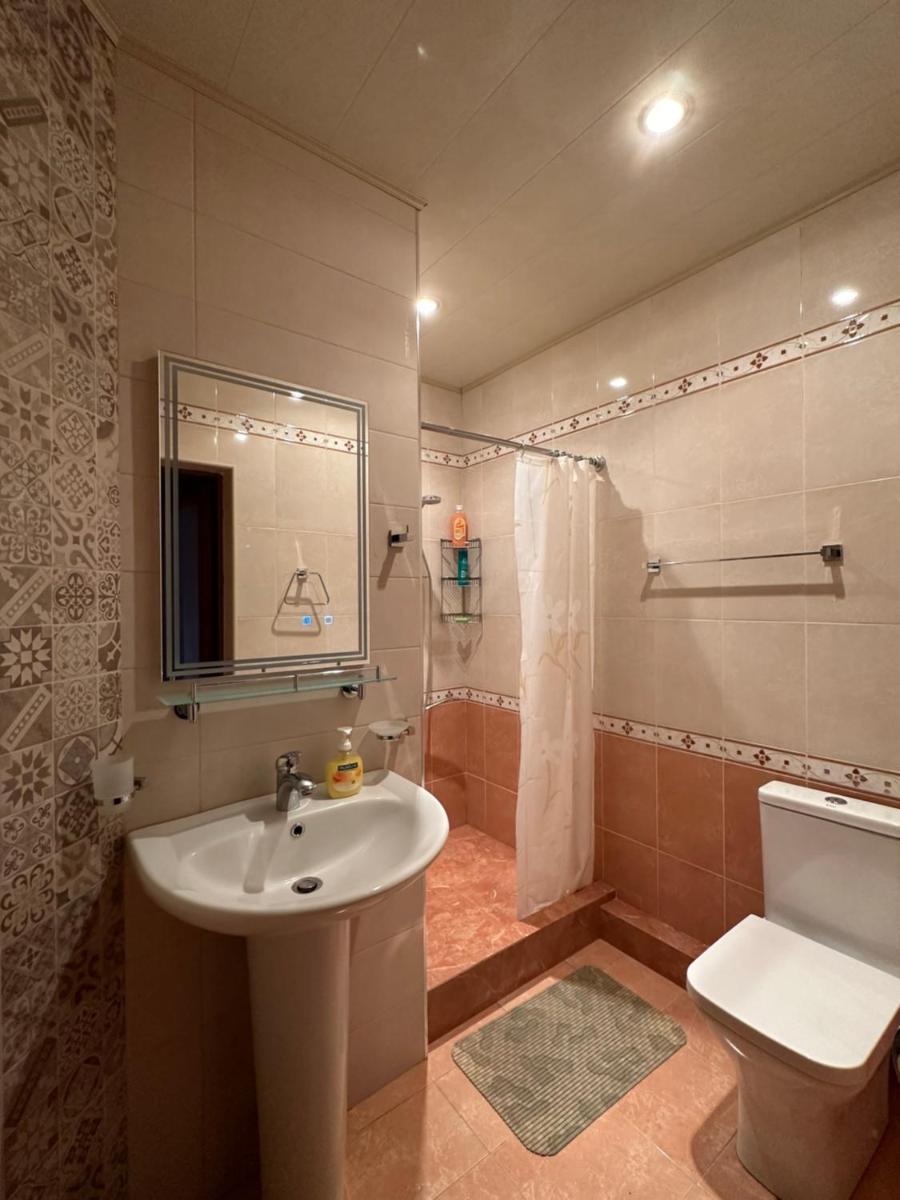 Ashot & Gohar B&B - Housity
