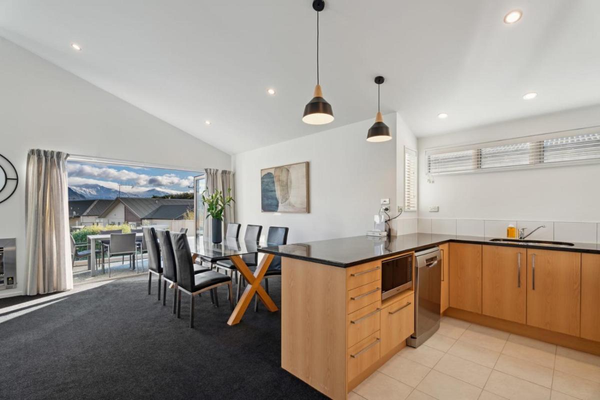 Alpine Retreat - 3 Bedroom - Housity