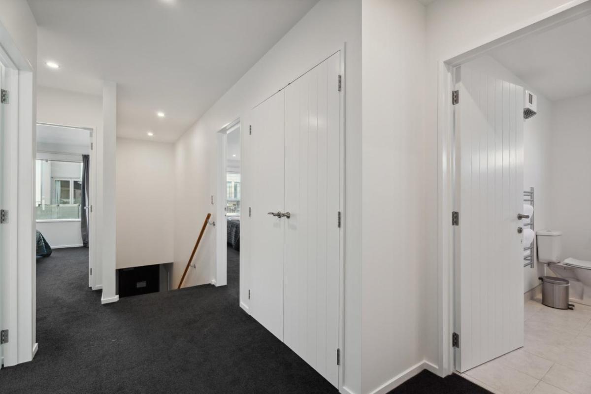 Alpine Retreat - 3 Bedroom - Housity