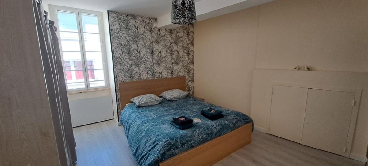 CASTEL HOME - Housity
