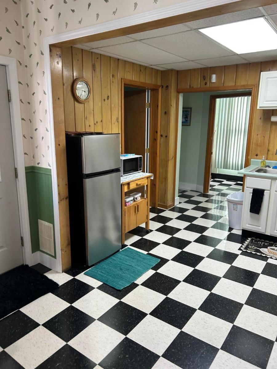 Adirondack Spirit - Housity