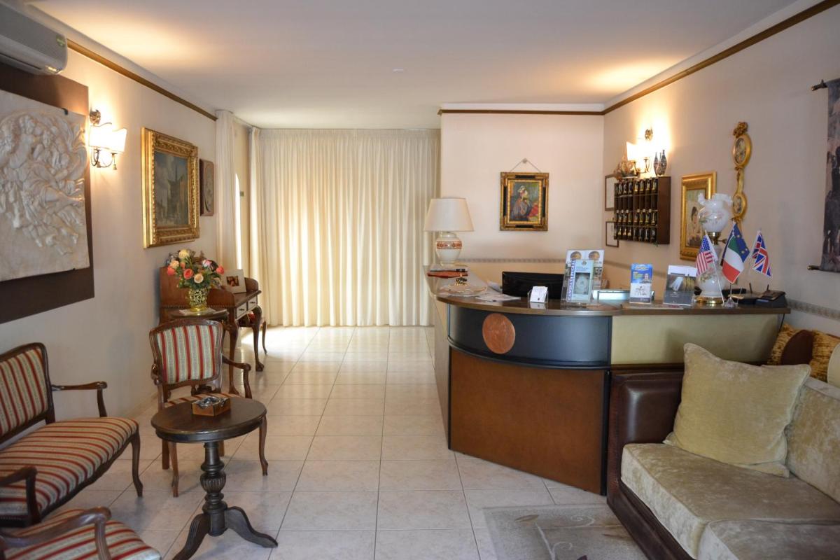 Hotel Canusium - Housity