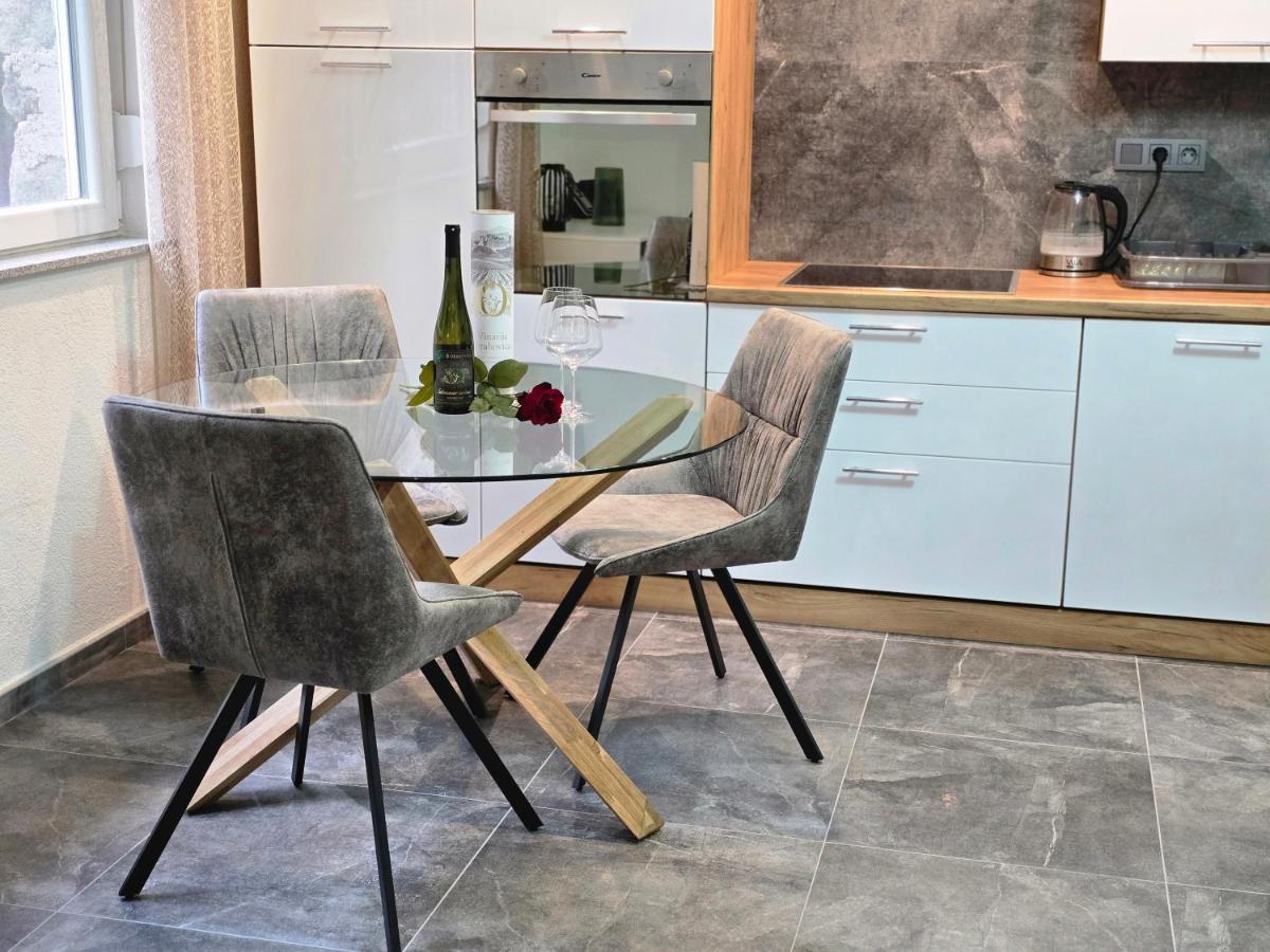 Mountain Spirit Apartments near Lake Orahovica - Housity