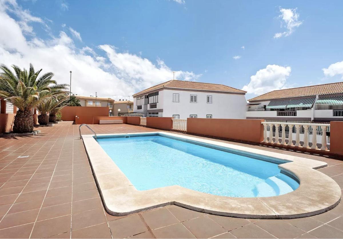 Suitetrails - Caletillas Beach Apartment
