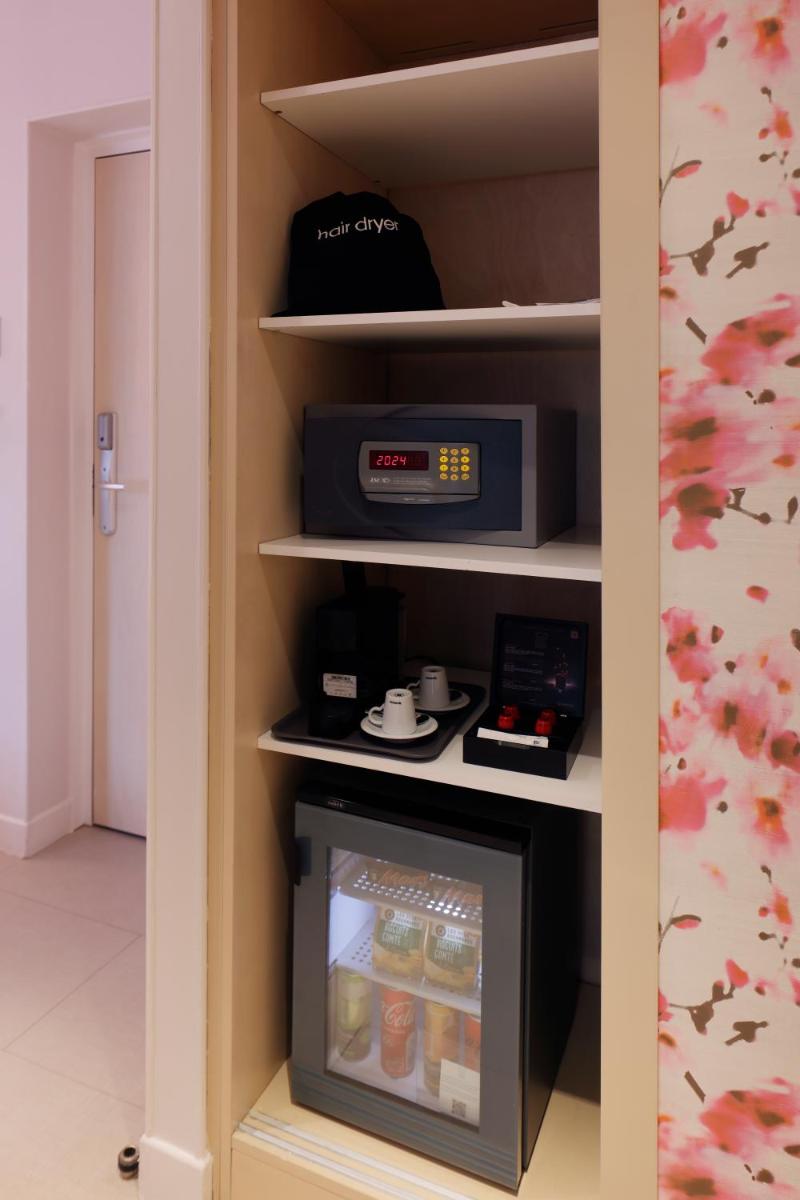 Photo de la galerie de l'établissement Hotel Eden, à Paris