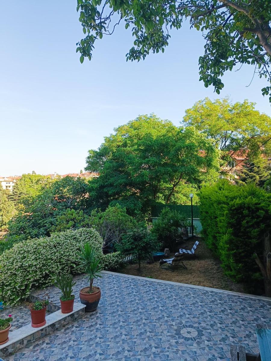 Garden House - Housity