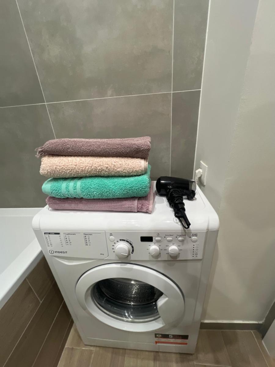 -Self-check- brand new apartment White-Diamond - Housity
