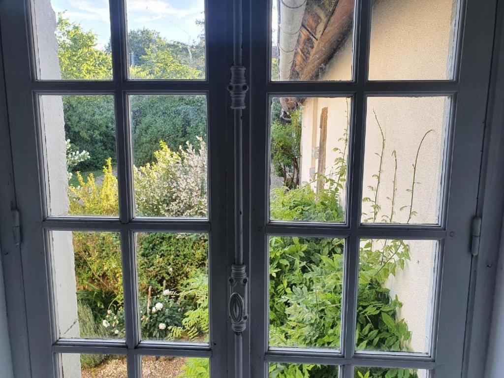 Ferme équestre & Chambres d'hôtes Gateau Stables proche Guédelon - Housity