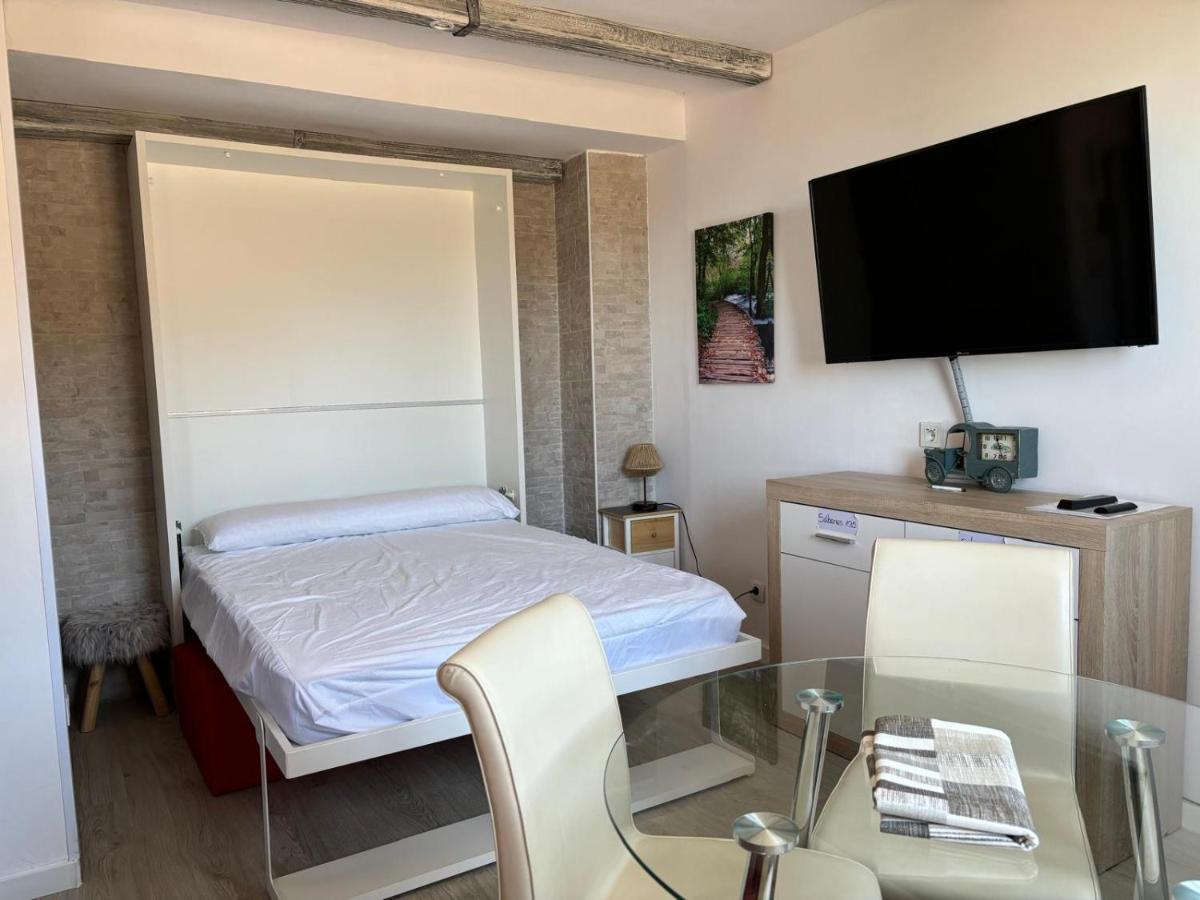 ACOGEDOR ESTUDIO FAMILIARE 2-4 Per ZONA BAJA - Housity