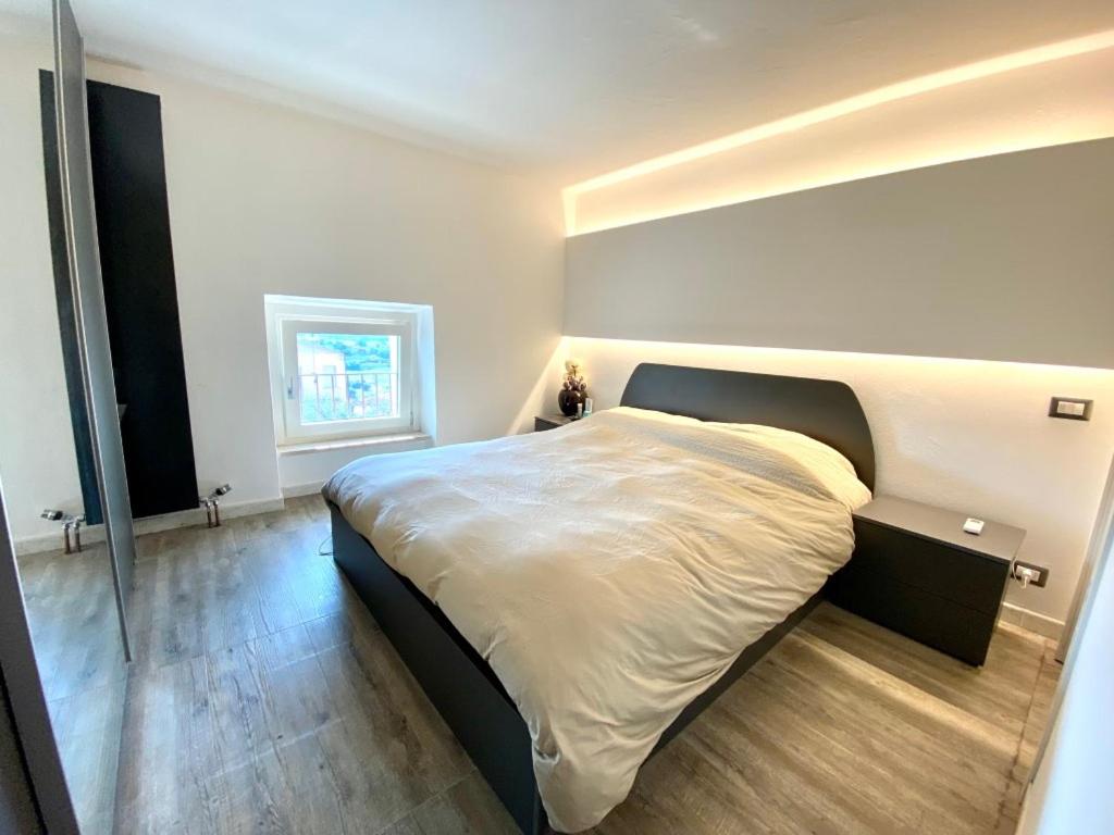 Lago 21 - Garden Terrace & Lake view - Hizvo