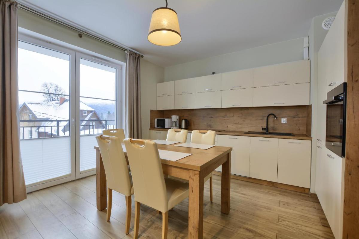 Apartament NavyBlue z widokiem na góry - Housity