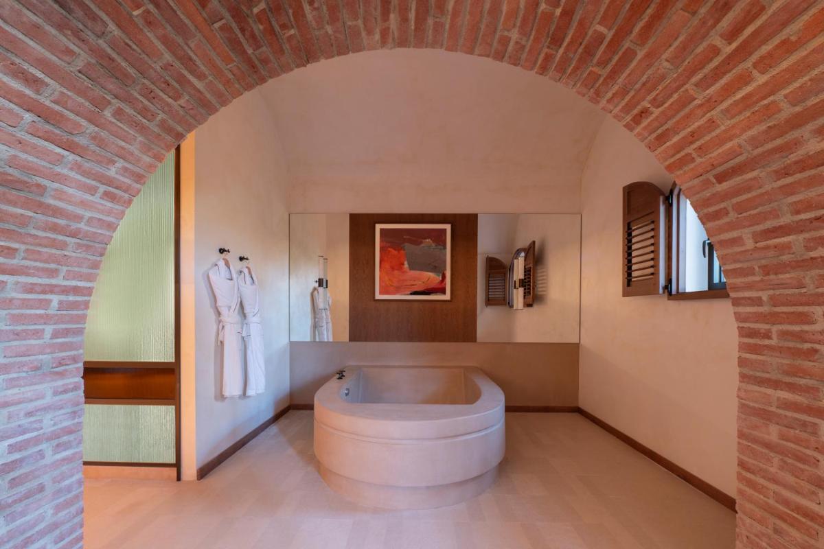 Un baño de Gran Hotel Mas d'en Bruno