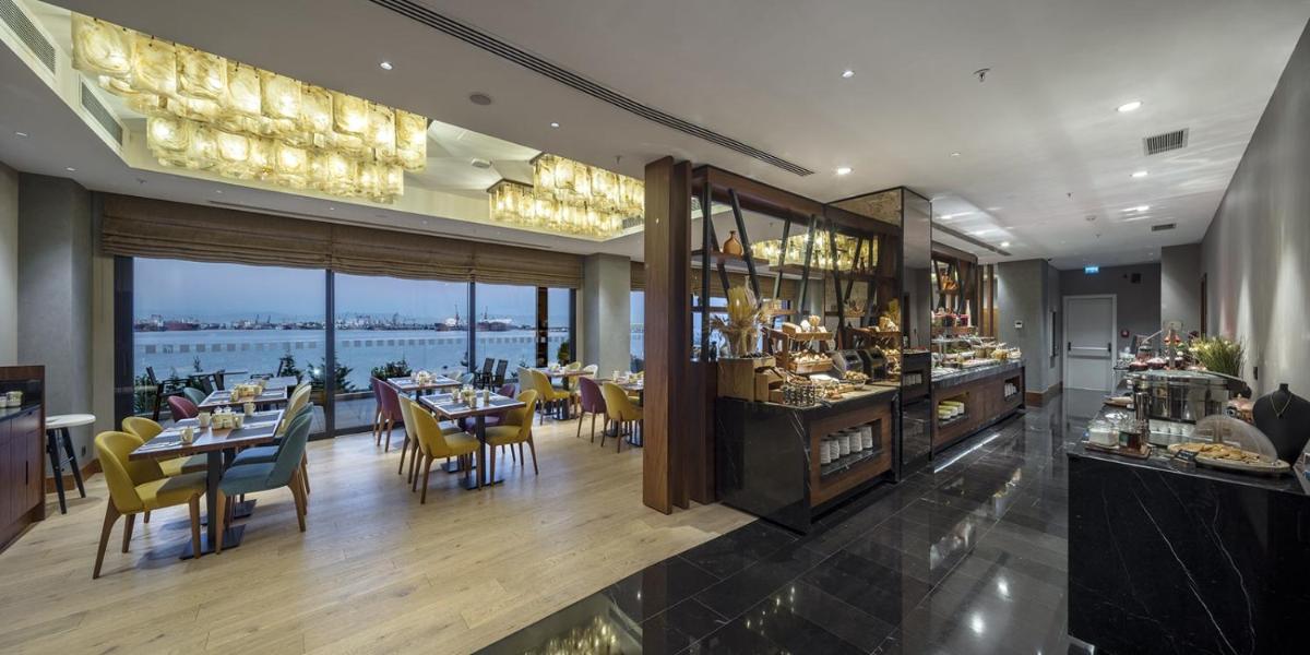 Holiday Inn Istanbul - Tuzla Bay by IHG - Housity