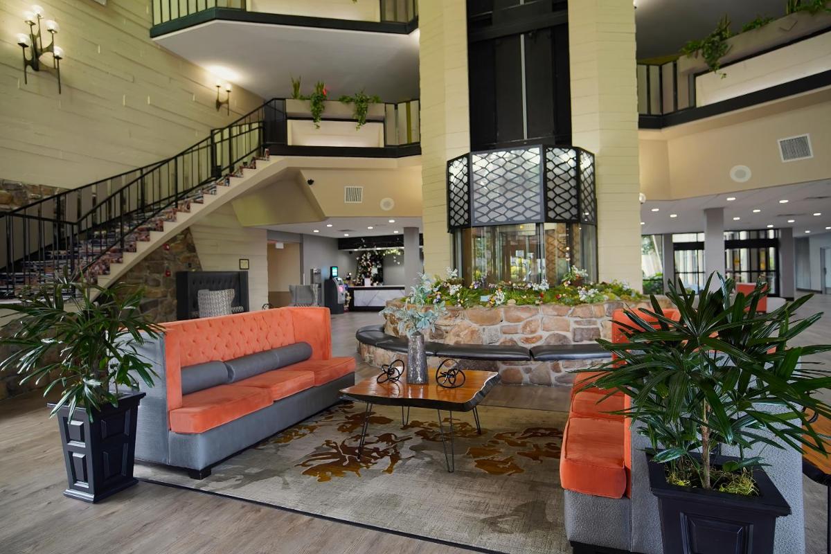 Glenstone Lodge - Housity