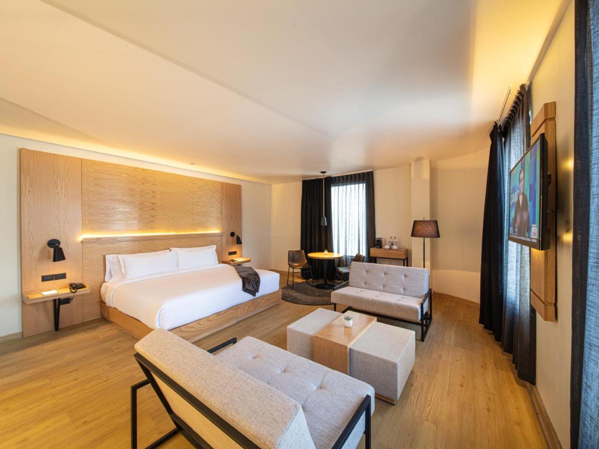 Autentico Monterrey - Housity
