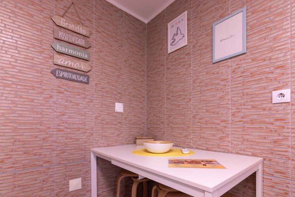 Perafita Yellow House - EcoHost - Housity