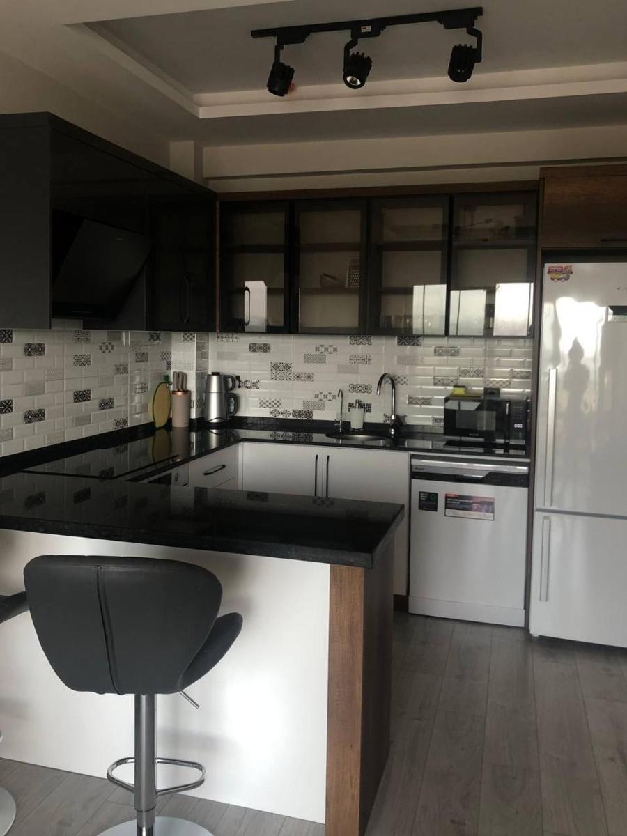 LaviniaTomuk - Housity