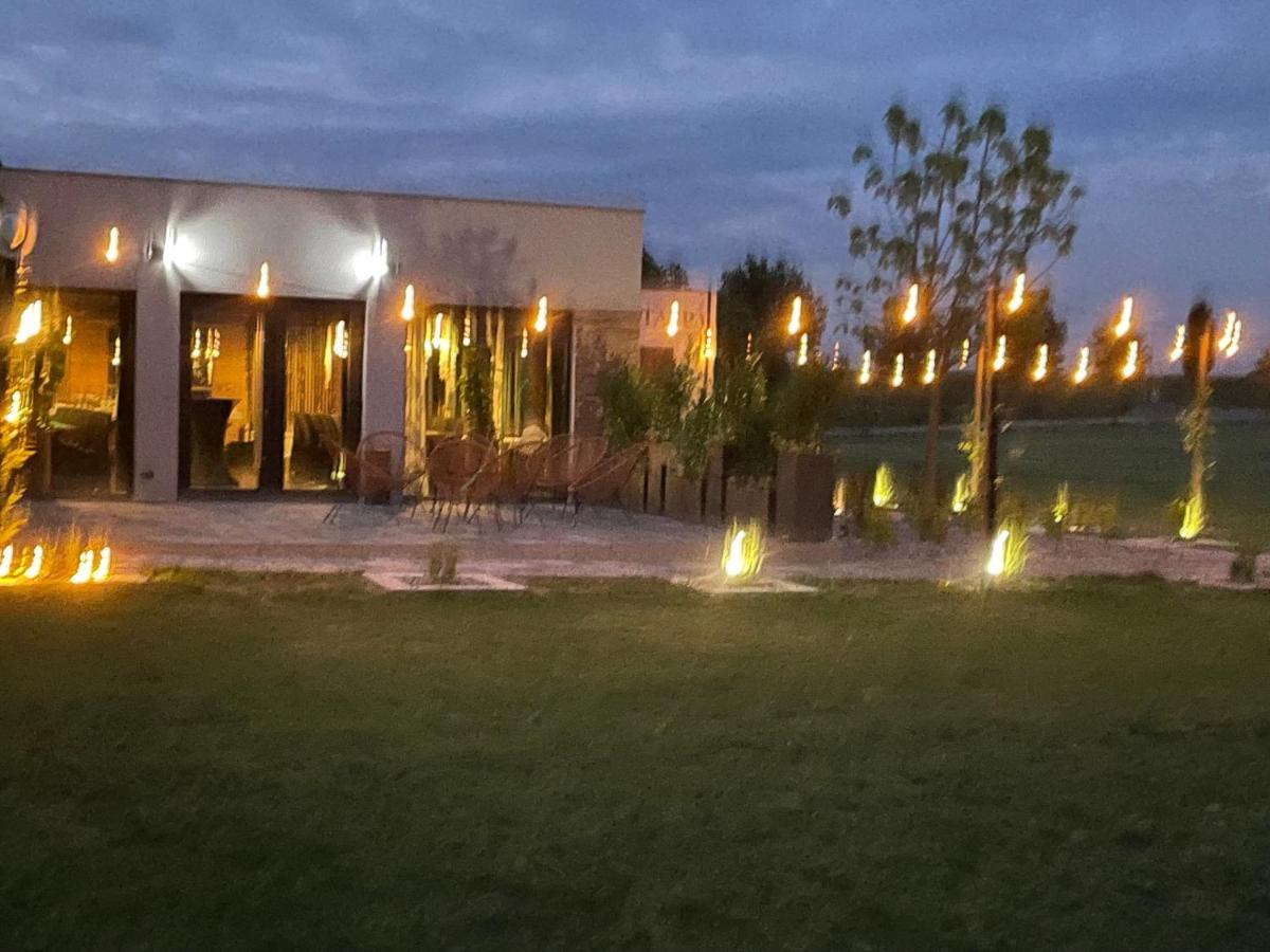 Catalpa Camp - Housity