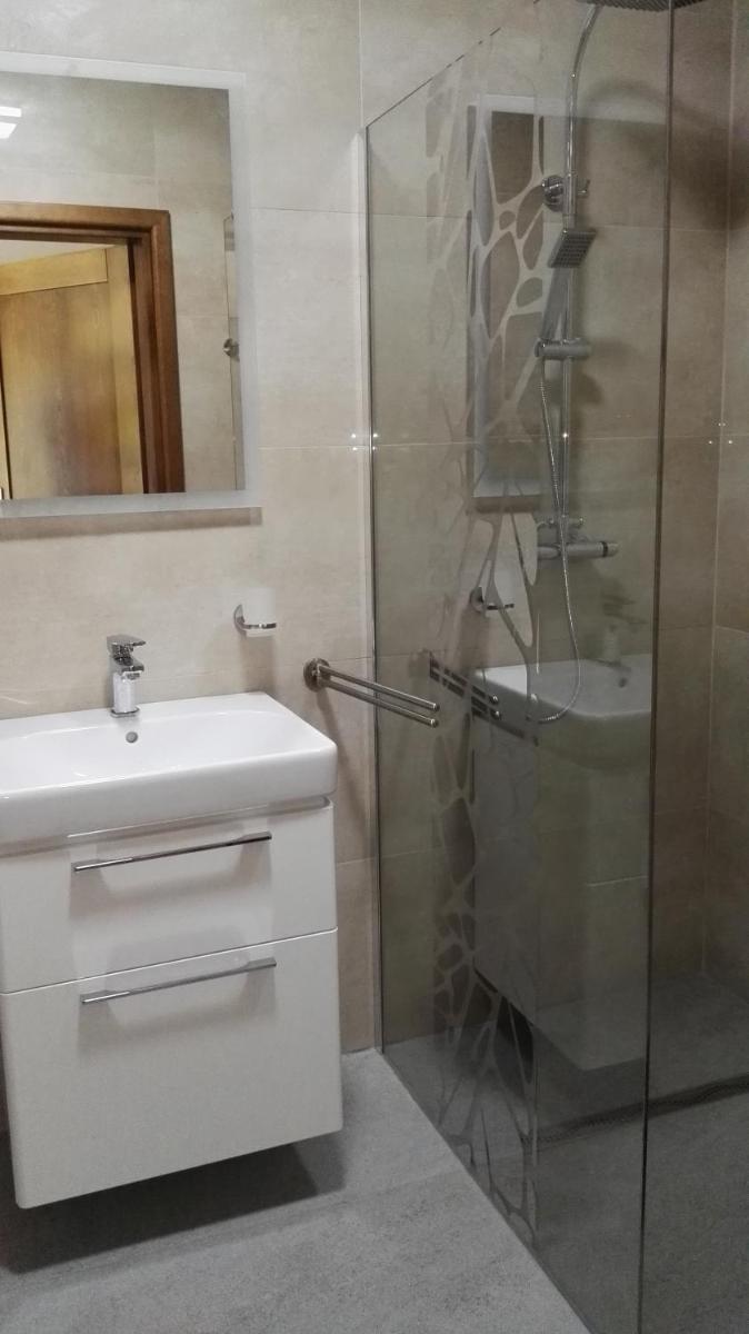Catalpa Camp - Housity