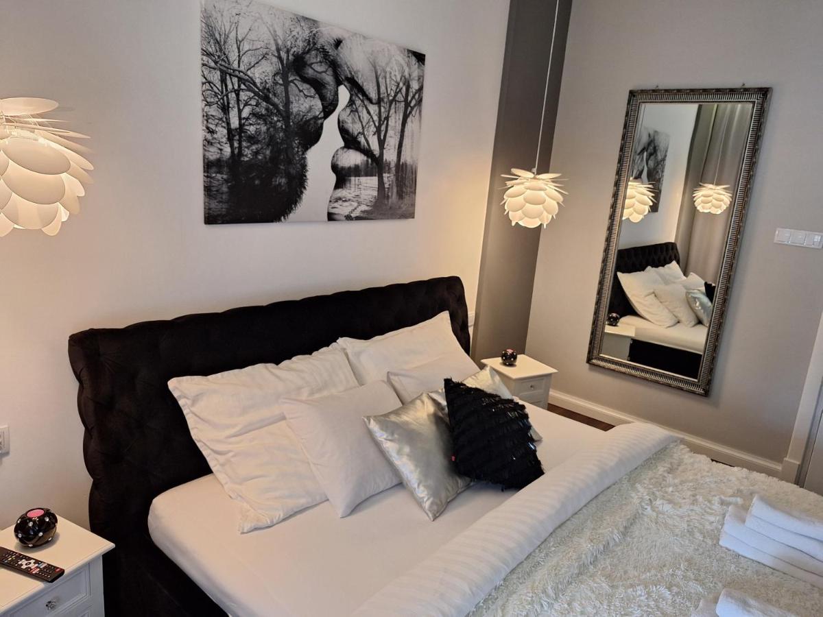 Stara Wartownia - Housity
