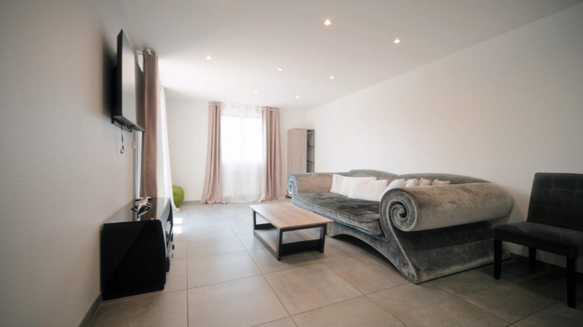 Agréable Villa pour 8 personnes - Housity