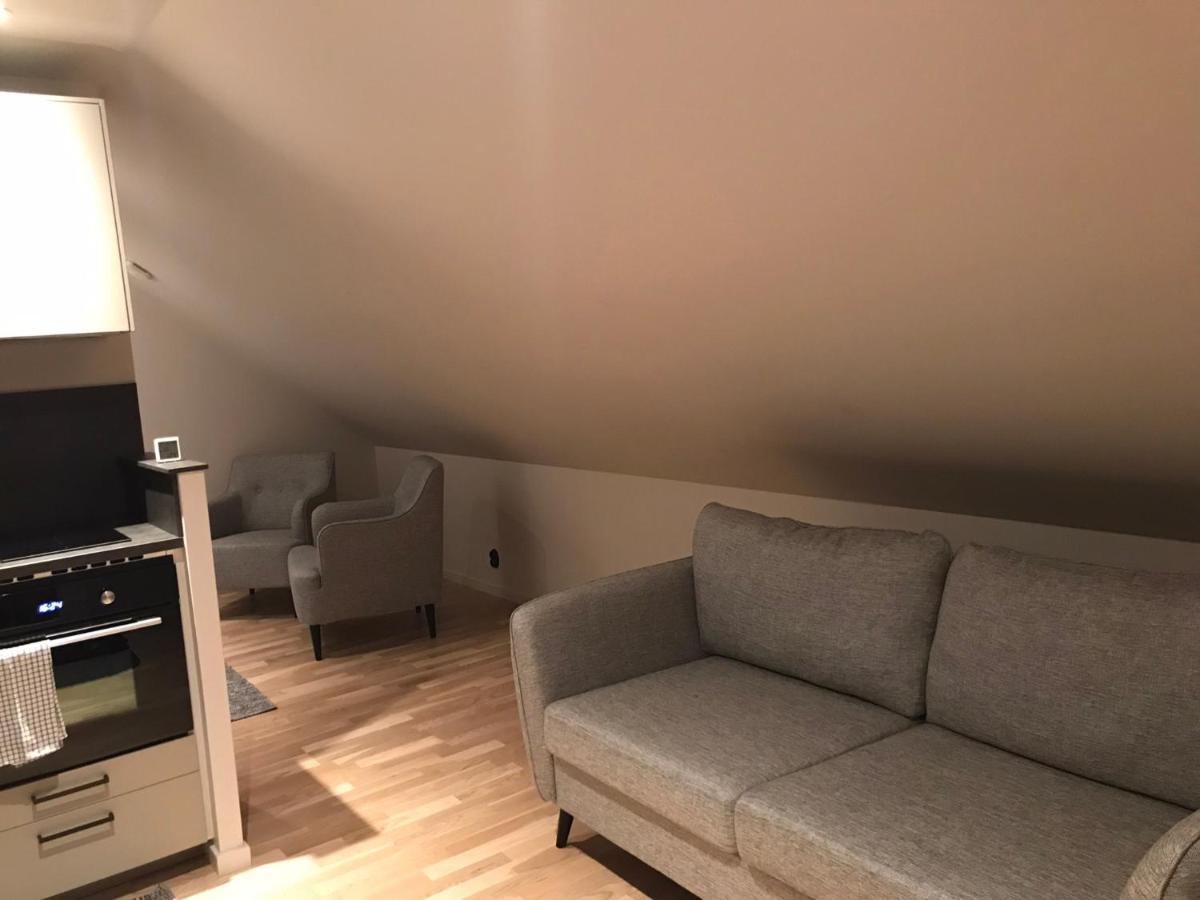 Nybyggd mysig lägenhet i Falkenberg, Tröingeberg 5min från E6, 30min Ullared, nära stationen - Housity