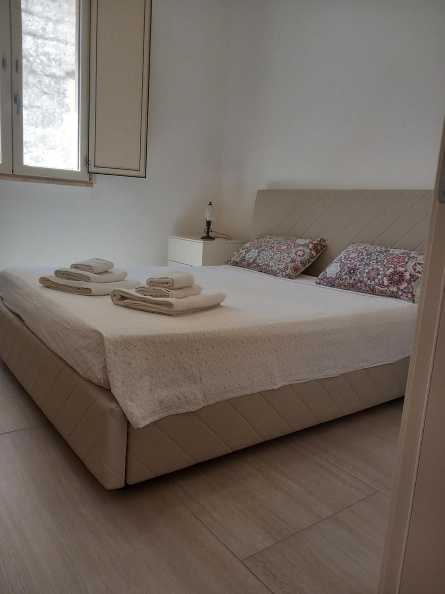 TORRE SUL MARE affittacamere Ugento - Housity