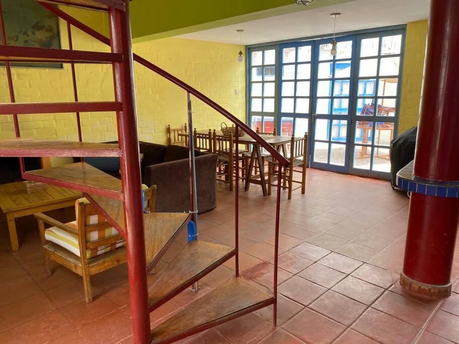 Playa Pulpos con piscina - Housity