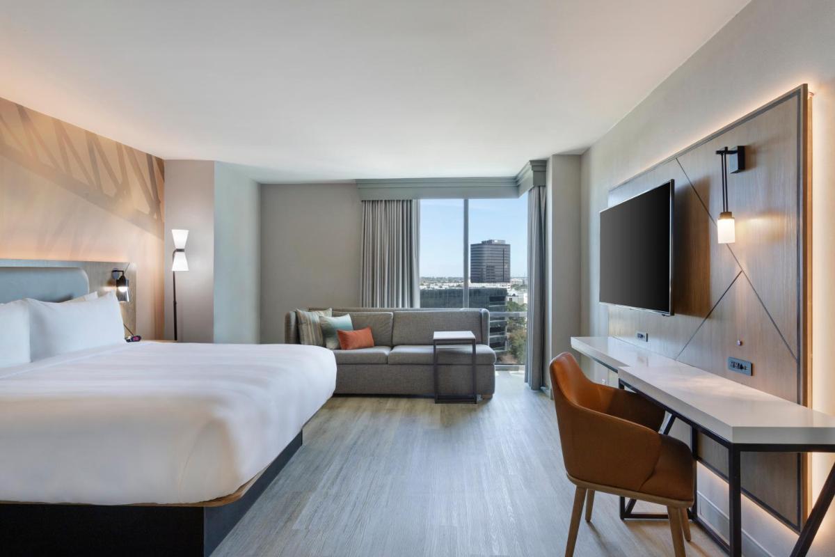 Houston Marriott North - Housity
