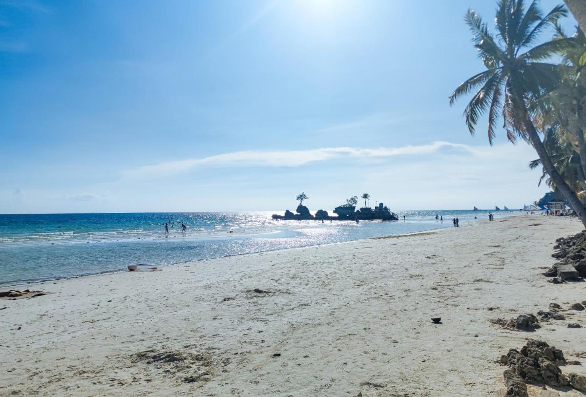 Stay Inn Station 1 Boracay by RedDoorz - Housity